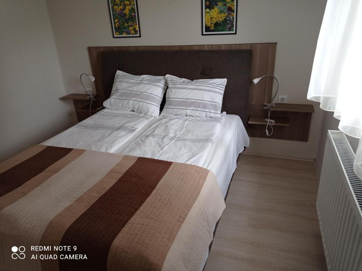 Lux Apartman 巴拉顿菲赖德 外观 照片